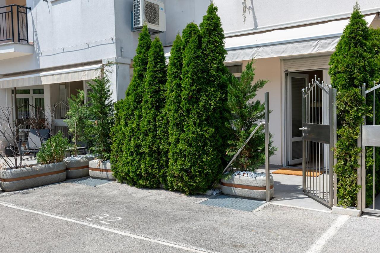 Stylish Apartment Mediterraneo Porec Esterno foto